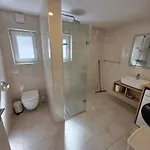 아파트 Erika's - House