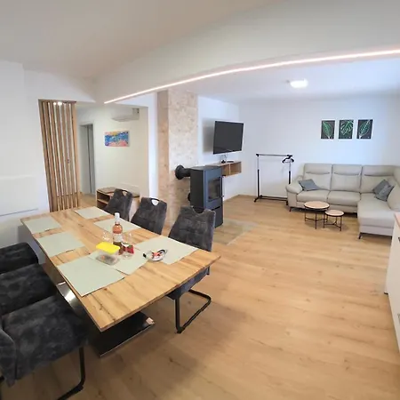 Erika's - House Lägenhet