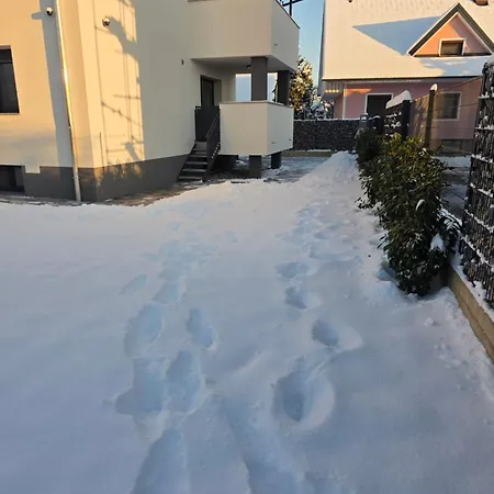 아파트 Erika's - House *