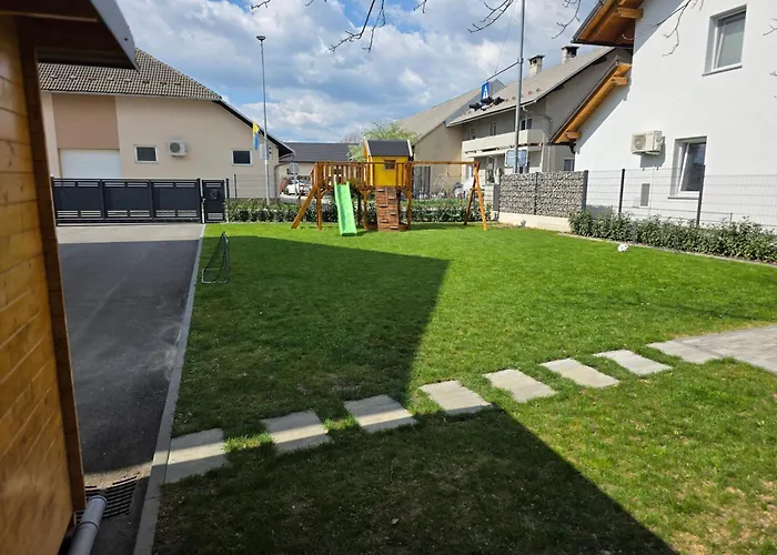 Erika's - House דירה Šenčur