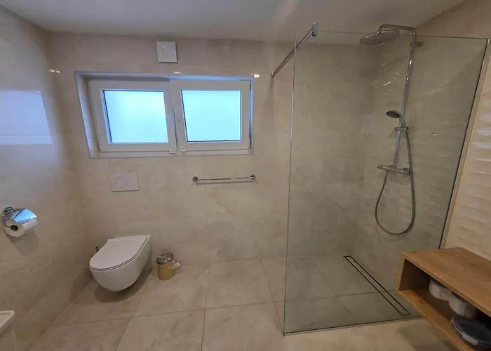 Erika's - House דירה *